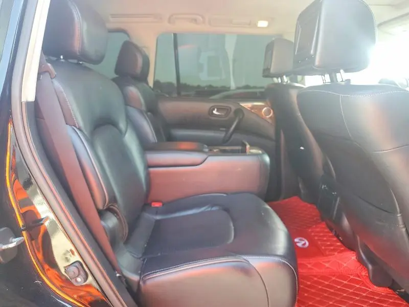 2015 INFINITI QX80 BASE  