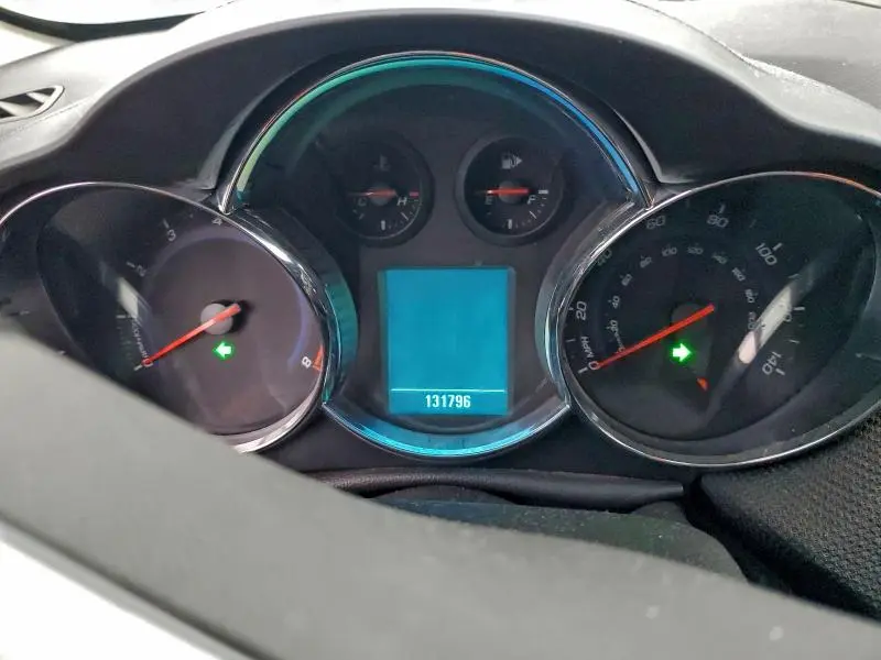 2011 CHEVROLET CRUZE LT  