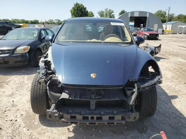 2013 PORSCHE CAYENNE   