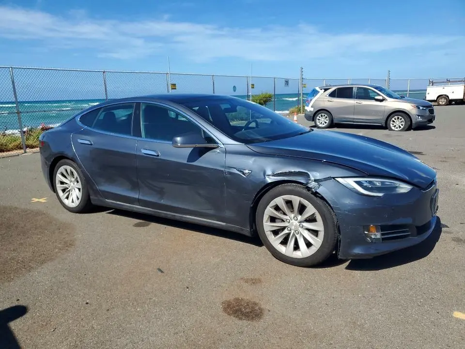 2016 TESLA MODEL S   