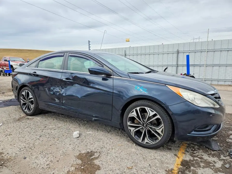 2012 HYUNDAI SONATA GLS  