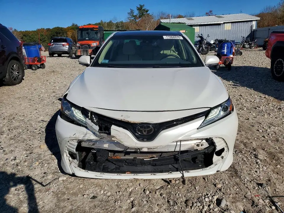 2018 TOYOTA CAMRY XLE V6  
