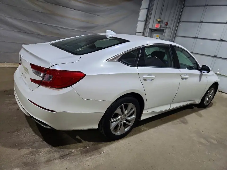 2019 HONDA ACCORD LX  