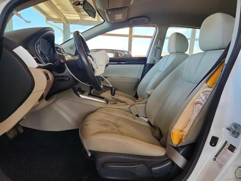 2016 NISSAN SENTRA SV  