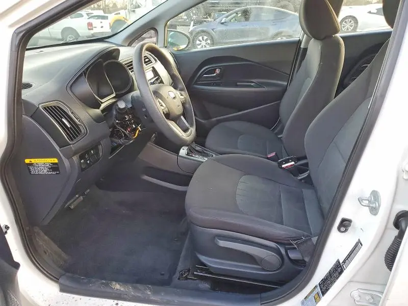 2016 KIA RIO LX  