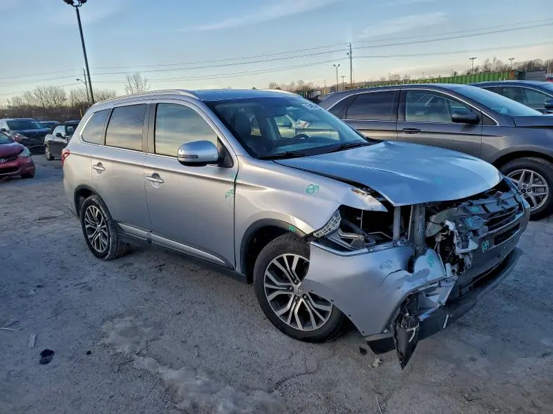 2017 MITSUBISHI OUTLANDER SE  