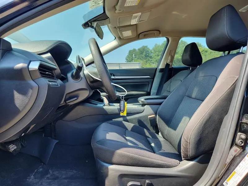 2022 NISSAN ALTIMA SV  