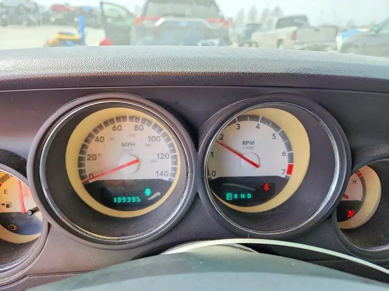 2010 DODGE CHALLENGER SE  