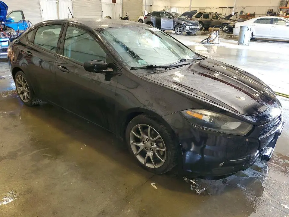 2015 DODGE DART SXT  