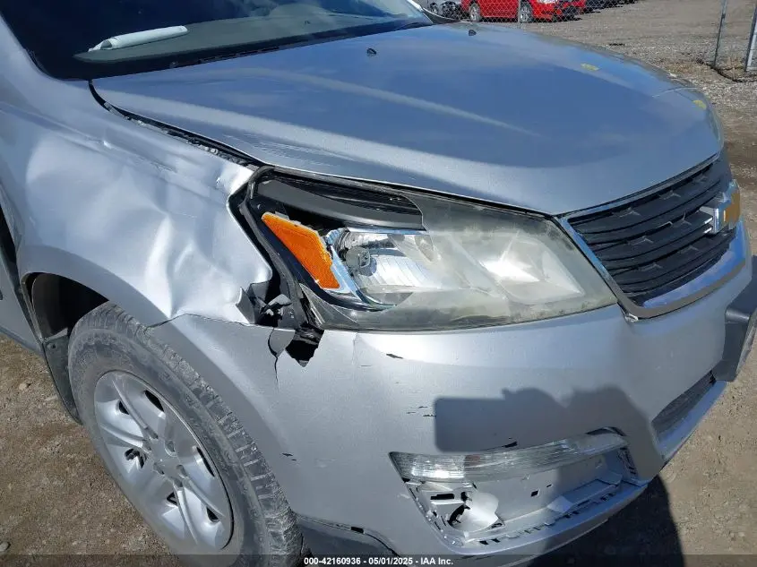 2015 CHEVROLET TRAVERSE LS