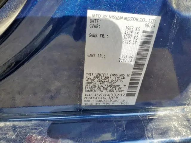 2024 NISSAN ALTIMA SR  
