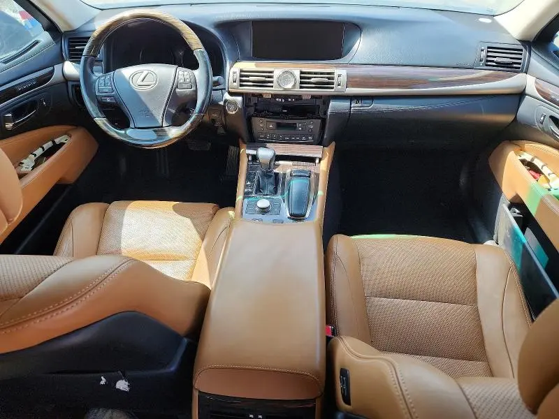 2013 LEXUS LS 460  