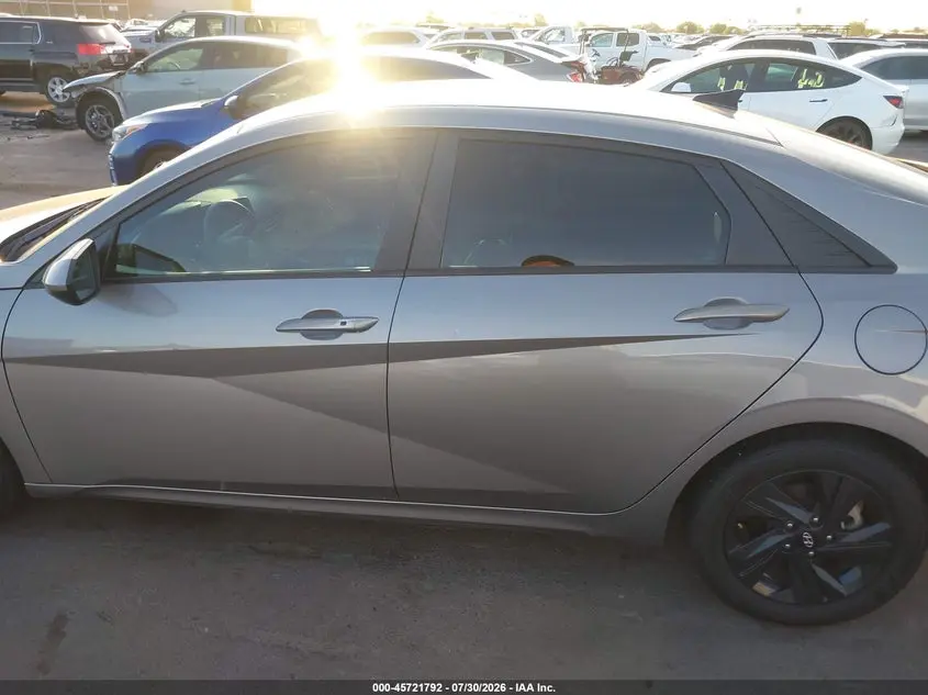 2021 HYUNDAI ELANTRA SEL