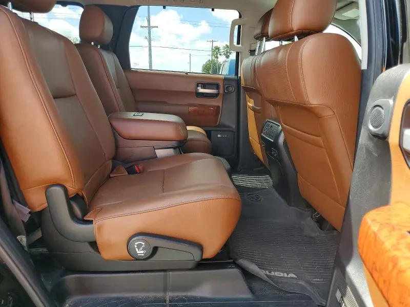 2018 TOYOTA SEQUOIA PLATINUM  