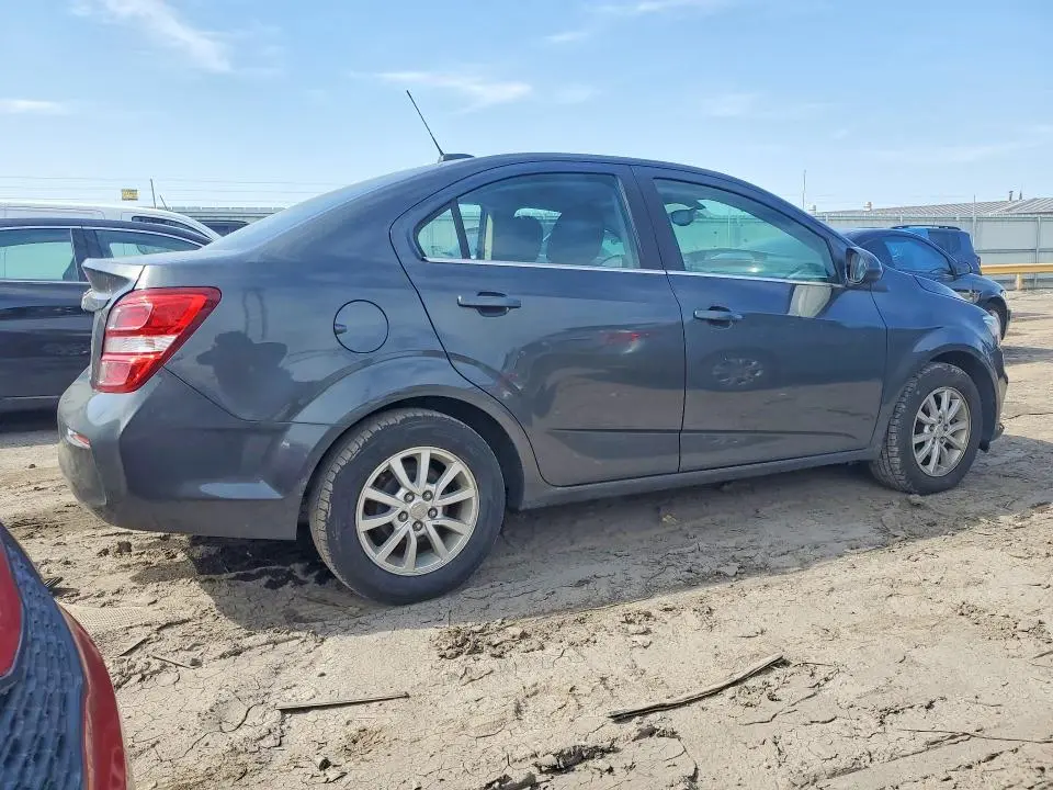 2018 CHEVROLET SONIC LT  