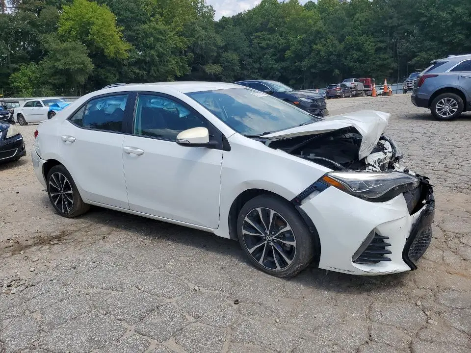 2019 TOYOTA COROLLA SE  