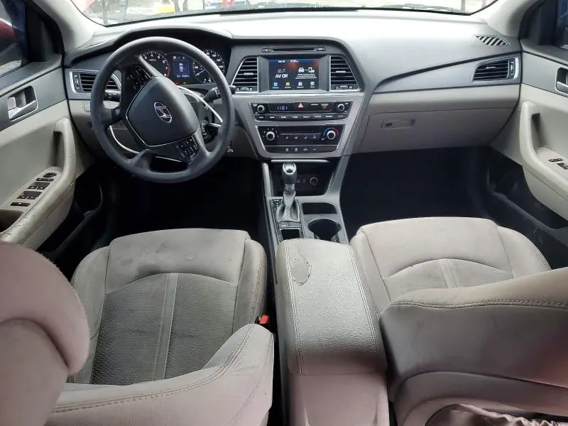 2017 HYUNDAI SONATA SE  