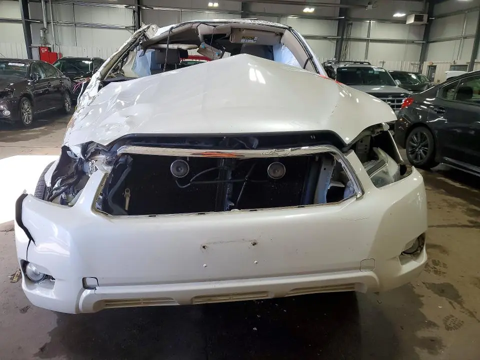 2010 TOYOTA HIGHLANDER LIMITED  