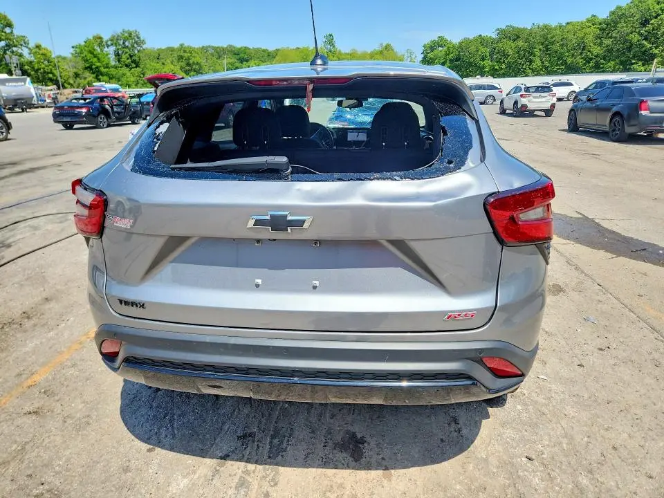 2025 CHEVROLET TRAX 1RS  