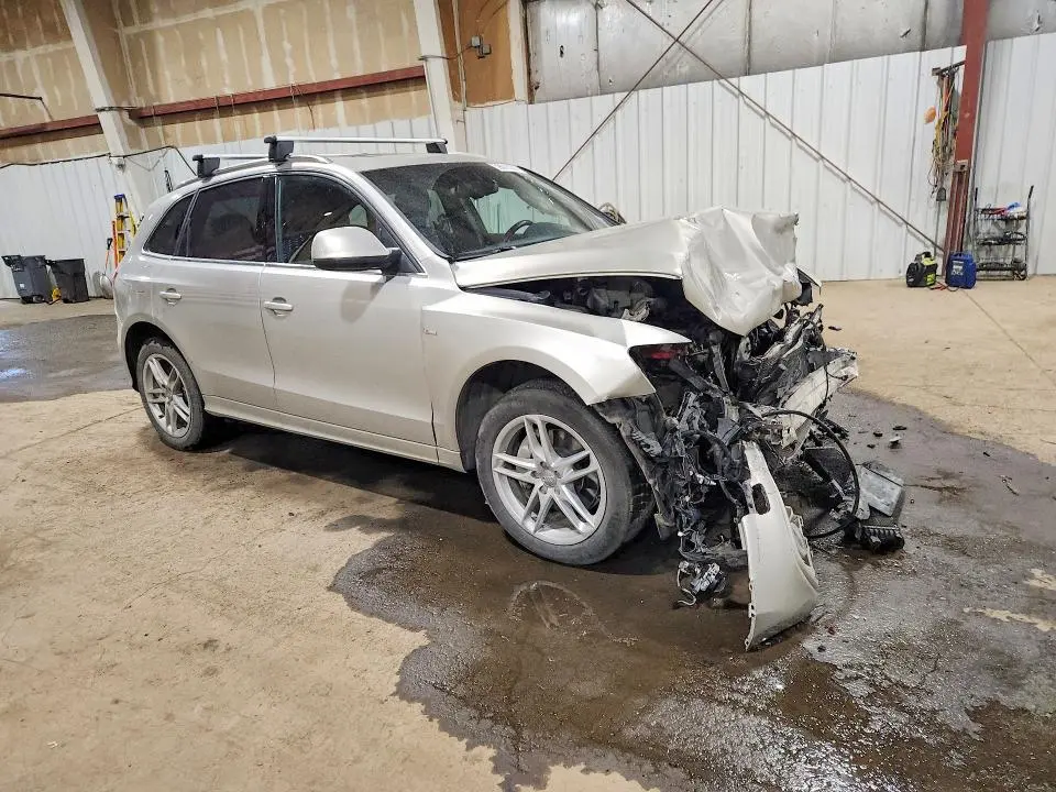 2013 AUDI Q5 PREMIUM PLUS  