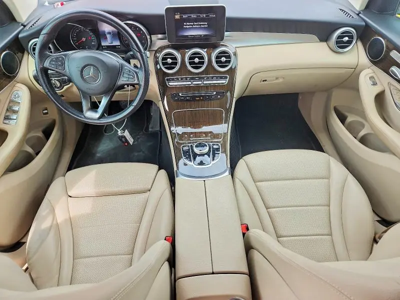 2019 MERCEDES-BENZ GLC 300  