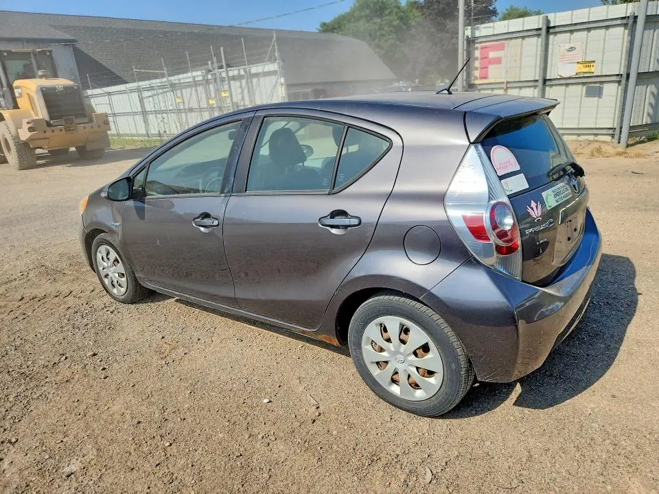 2013 TOYOTA PRIUS C TWO  