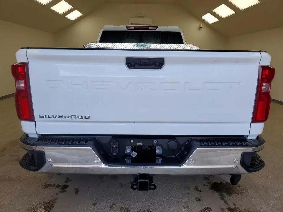 2025 CHEVROLET SILVERADO K3500  