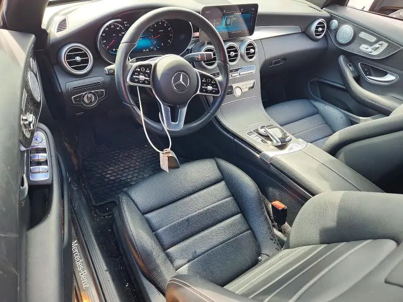 2023 MERCEDES-BENZ C 300  