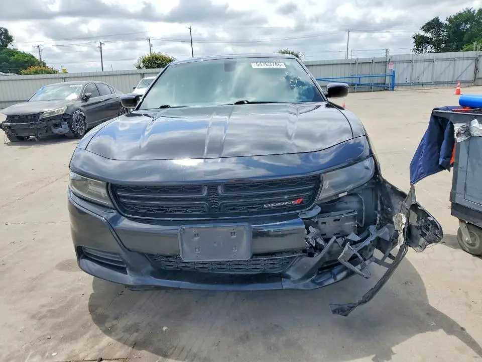 2019 DODGE CHARGER SXT  