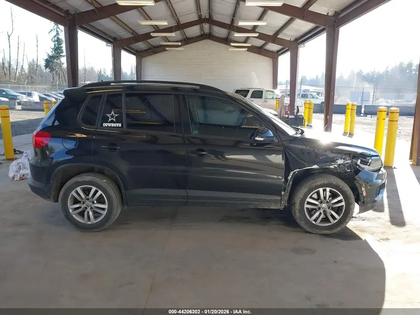 2016 VOLKSWAGEN TIGUAN S