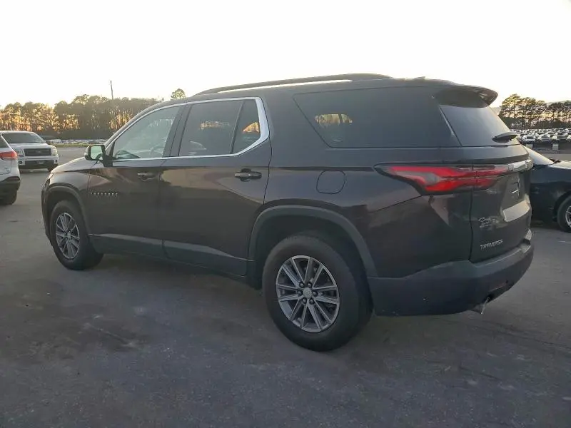 2022 CHEVROLET TRAVERSE LT  