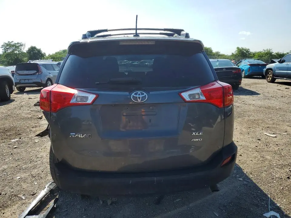 2015 TOYOTA RAV4 XLE  