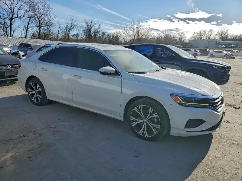 2021 VOLKSWAGEN PASSAT SE  