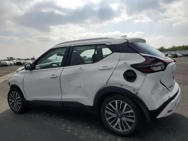 2021 NISSAN KICKS SV  