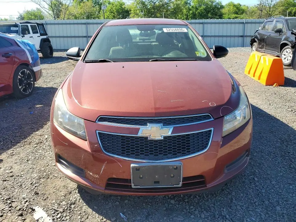 2013 CHEVROLET CRUZE LS  