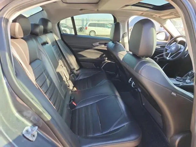 2017 ALFA ROMEO GIULIA TI