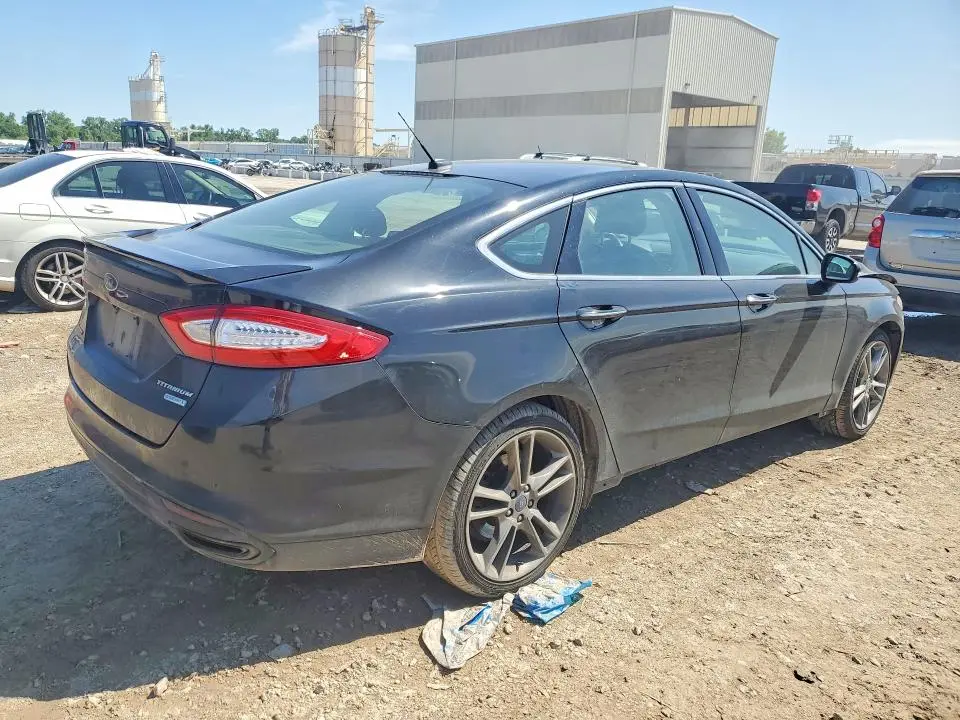 2016 FORD FUSION TITANIUM  