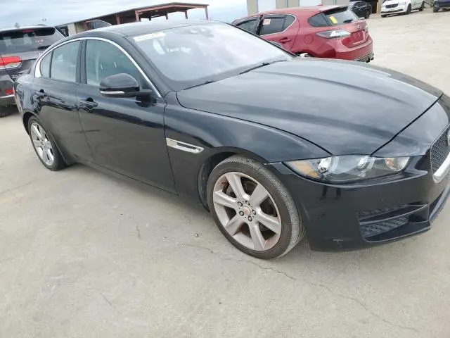2017 JAGUAR XE PREMIUM  