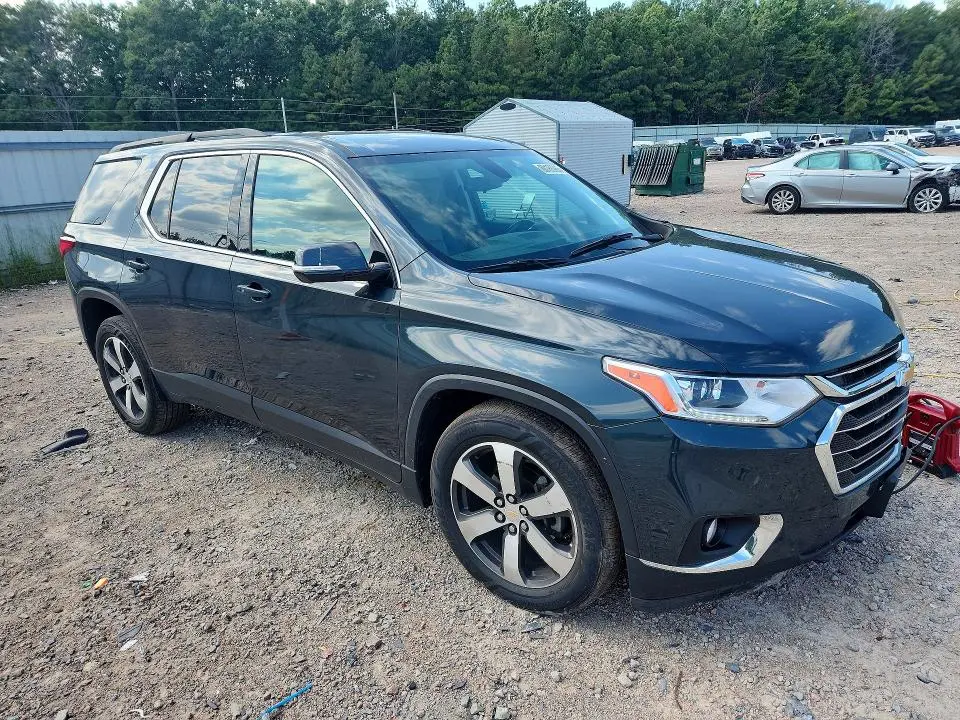 2020 CHEVROLET TRAVERSE LT  