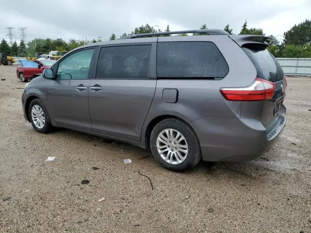 2015 TOYOTA SIENNA XLE  