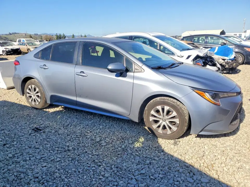 2022 TOYOTA COROLLA LE  