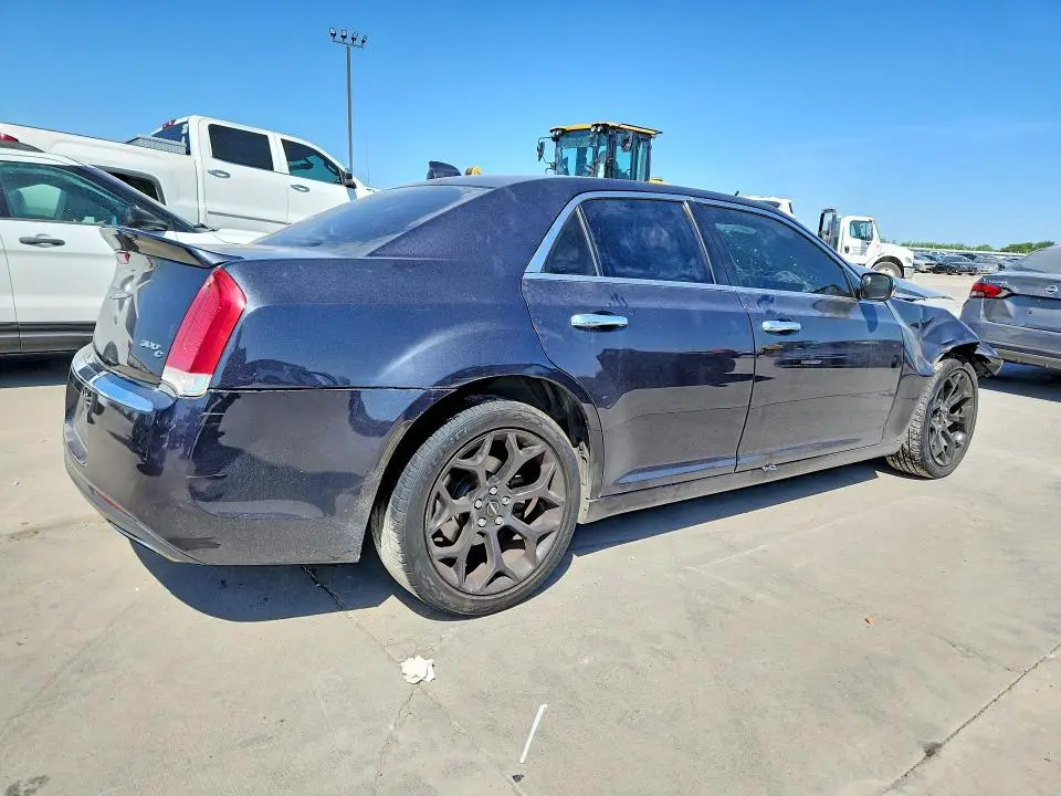 2017 CHRYSLER 300C   