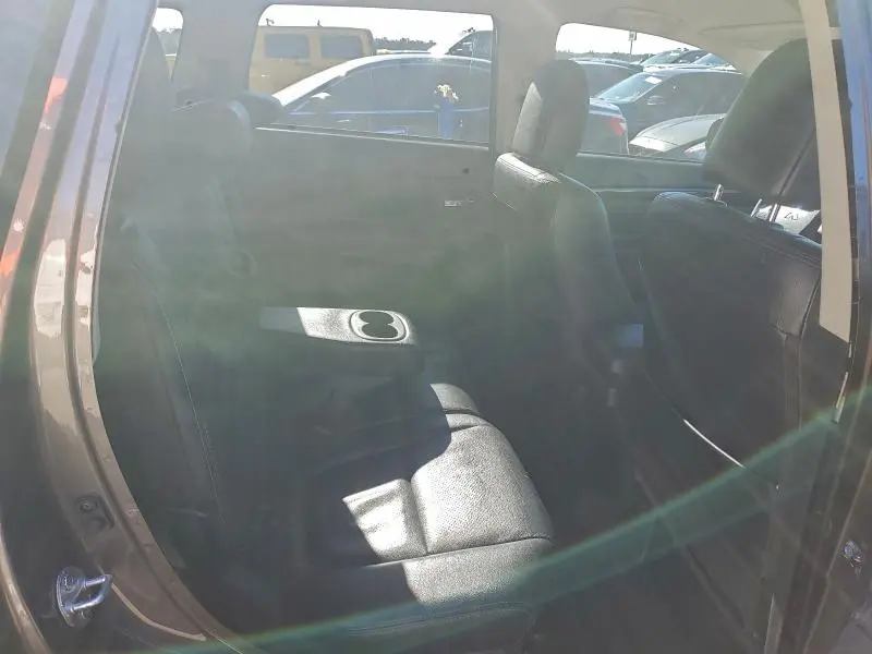 2017 MITSUBISHI OUTLANDER SE  