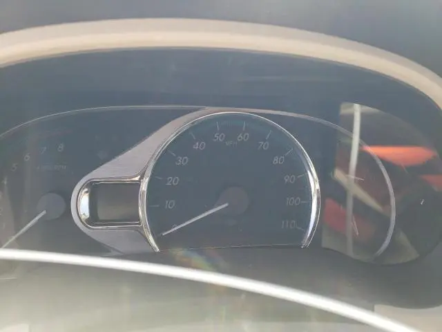2011 TOYOTA SIENNA XLE  