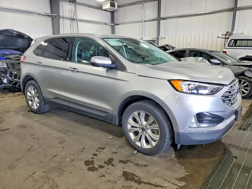 2023 FORD EDGE TITANIUM  