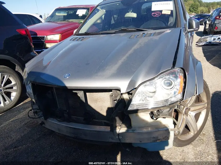 2012 MERCEDES-BENZ GL 550 4MATIC