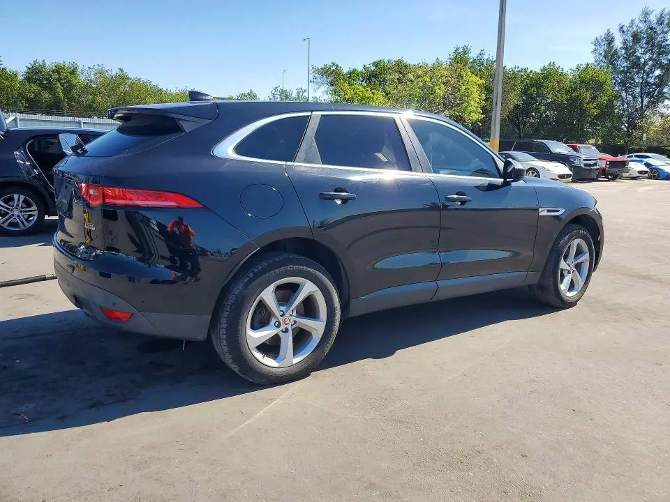 2019 JAGUAR F-PACE   