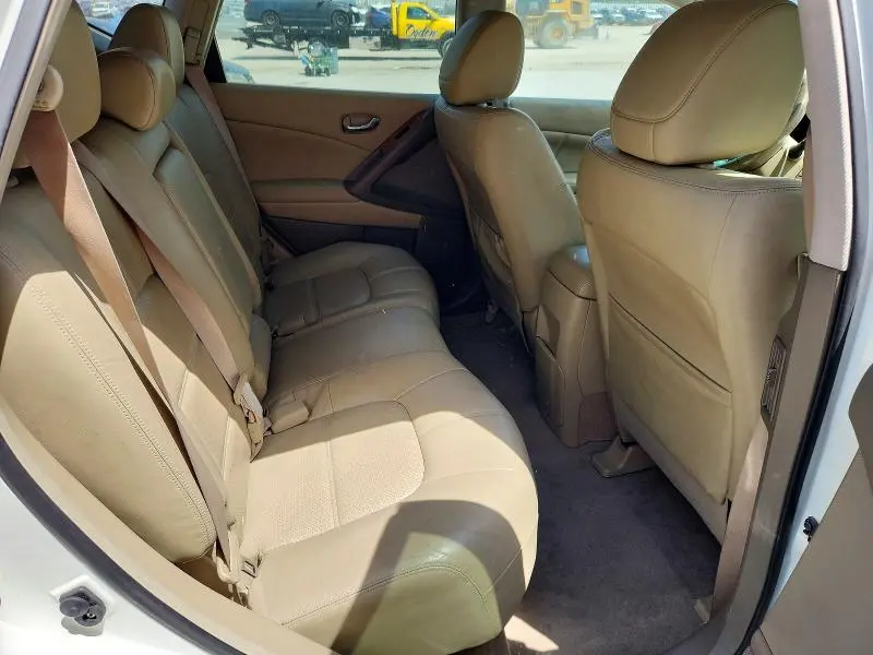 2011 NISSAN MURANO S  