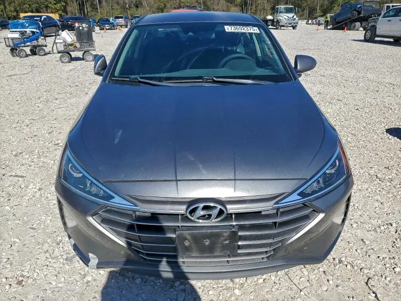 2019 HYUNDAI ELANTRA SEL  