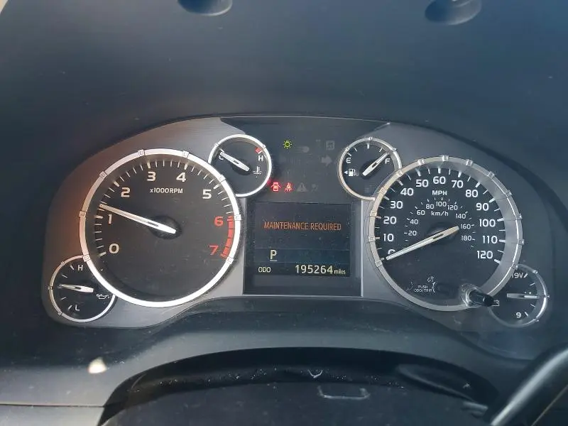 2014 TOYOTA TUNDRA SR5  